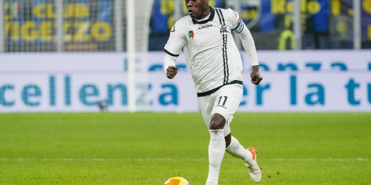 Photo LiveMedia/Luca Rossini
Milan, Italy, December 01, 2021, italian soccer Serie A match
Inter - FC Internazionale vs Spezia Calcio
Image shows:
Emmanuel Gyasi (Spezia Calcio)
LiveMedia - World Copyright