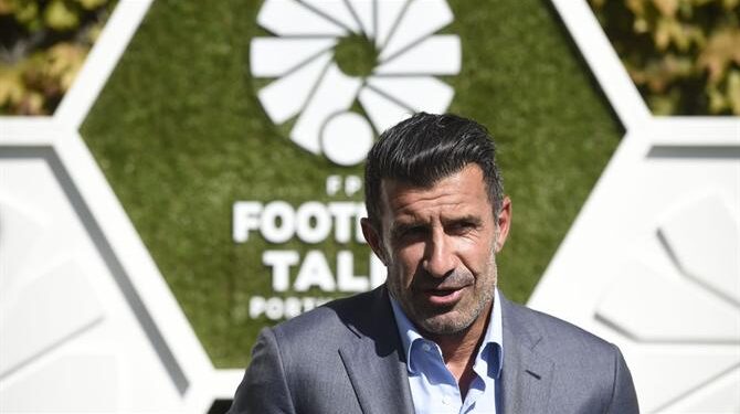 FUTEBOL - Figo no Football talks realizado pela Fpf na cidade do futebol em Oeiras . Terca  feira 6 de Setembro de 2022. (ANDRÉ ALVES/ASF) FOOTBALL TALKS