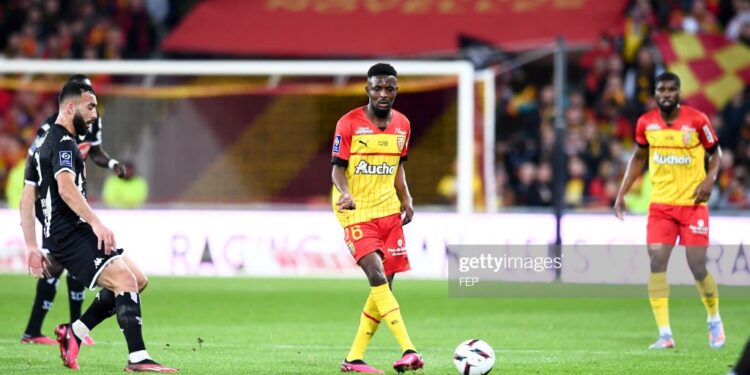 10 Himad ABDELLI (sco) - 26 Salis ABDUL SAMED (rcl) during the Ligue 1 Uber Eats match between Lens and Angers at Stade Bollaert-Delelis on March 18, 2023 in Lens, France. (Photo by Philippe Lecoeur/FEP/Icon Sport via Getty Images)