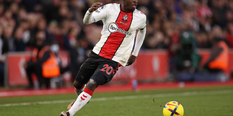 SOUTHAMPTON, ENGLAND - FEBRUARY 11: Kamaldeen Sulemana of Southampton controls the ball during the Premier League match between Southampton FC and Wolverhampton Wanderers at Friends Provident St. Mary's Stadium on February 11, 2023 in Southampton, England. (Photo by Ryan Pierse/Getty Images)