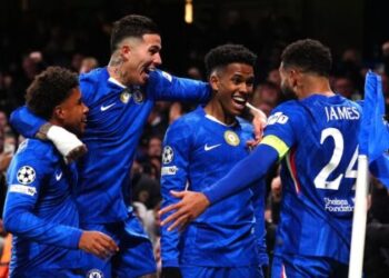 Chelsea's Estevao, second right, celebrates with his teammates after scoring his side's second goal during the Champions League opening phase soccer match between Chelsea and Barcelona in London, England, Tuesday, Nov. 25, 2025. (Bradley Collyer/PA via AP)