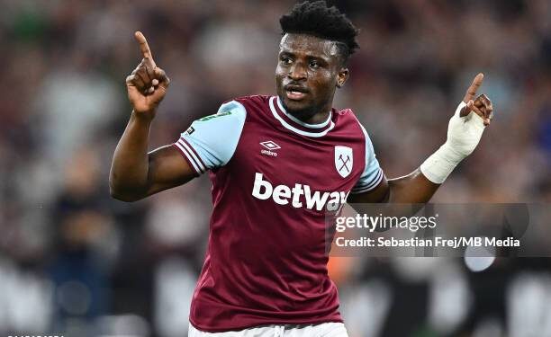 LONDON, ENGLAND - AUGUST 28: Mohammed Kudus of West Ham United celebrates after the first goal scored by Jarrod Bowen (not in the picture) during the Carabao Cup Second Round match between West Ham United and AFC Bournemouth at London Stadium on August 28, 2024 in London, England. (Photo by Sebastian Frej/MB Media/Getty Images)