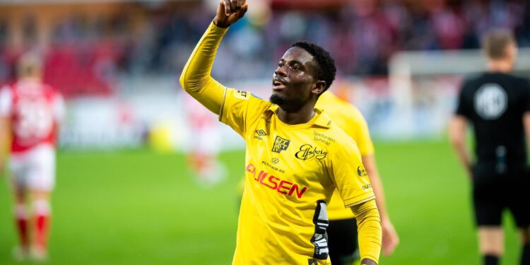 KALMAR, SVERIGE 20240929 IF Elfsborgs Michael Baidoo firar sitt 3-1 mal under sˆndagens fotbollsmatch i allsvenskan mellan Kalmar FF och IF Elfsborg pa Guldfageln arena. KALMAR SVERIGE x10760x *** KALMAR, SWEDEN 20240929 IF Elfsborgs Michael Baidoo celebrates his 3-1 goal during Sundays Allsvenskan soccer match between Kalmar FF and IF Elfsborg at Guldfageln arena KALMAR SWEDEN x10760x PUBLICATIONxNOTxINxDENxNORxSWExFIN Copyright: xPatricxSˆderstrˆm/TTx ALLSVENSKAN KALMAR-ELFSBORG