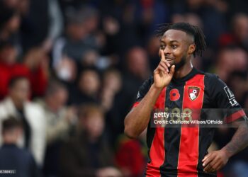 BOURNEMOUTH, ENGLAND - NOVEMBER 2: Antoine Semenyo of Bournemouth celebrates scoring the opening goal during the Premier League match between AFC Bournemouth and Manchester City FC at Vitality Stadium on November 2, 2024 in Bournemouth, England. (Photo by Charlotte Wilson/Offside/Offside via Getty Images)