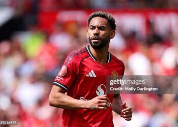 MANCHESTER, ENGLAND - AUGUST 09: Matheus Cunha of Manchester United looks on during the pre-season friendly match between Manchester United and ACF Fiorentina at Old Trafford on August 09, 2025 in Manchester, England. (Photo by Molly Darlington/Getty Images)