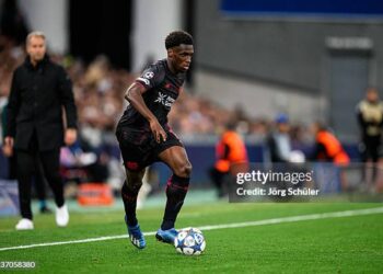 COPENHAGEN, DENMARK - SEPTEMBER 18: Ernest Poku of Leverkusen controls the ball during the UEFA Champions League 2025/26 League Phase MD1 match between F.C. Copenhagen and Bayer 04 Leverkusen at Parken Stadium on September 18, 2025 in Copenhagen, Denmark. (Photo by Jörg Schüler/Bayer 04 Leverkusen via Getty Images)