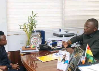 Yaw Dabo with Sports and Recreation minister Hon. Kofi Adams