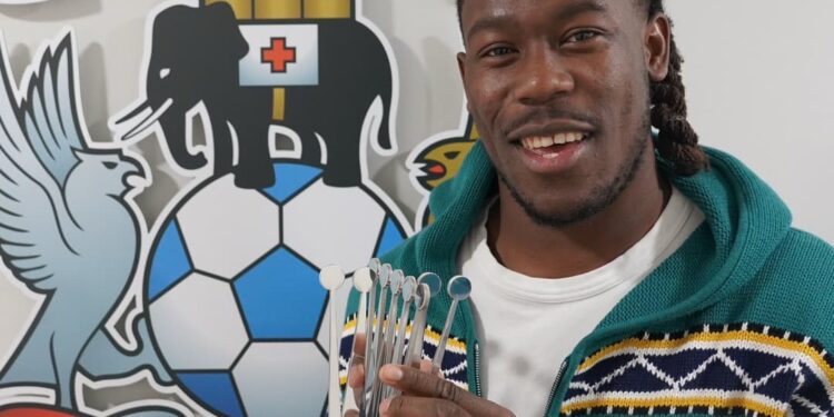 Brandon Thomas-Asante honoured after stunning goal-scoring run for Coventry City