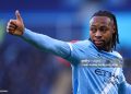 MANCHESTER, ENGLAND - JANUARY 10: Antoine Semenyo of Manchester City during the Emirates FA Cup Third Round match between Manchester City and Exeter City on January 10, 2026 in Manchester, England. (Photo by Robbie Jay Barratt - AMA/Getty Images)