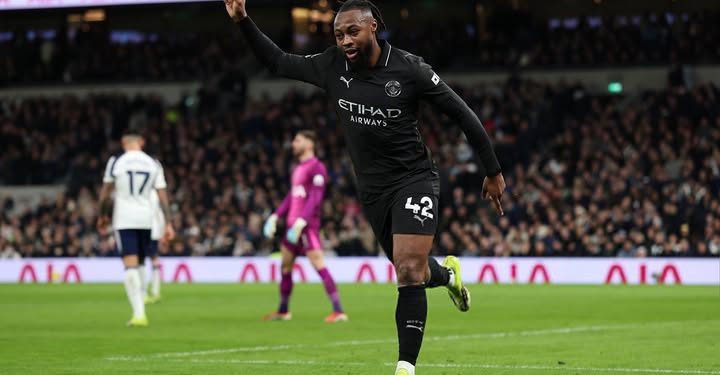 Antoine Semenyo celebrates his goal against Tottenham