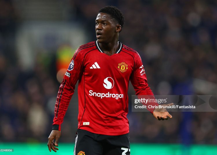 LIVERPOOL, ENGLAND - FEBRUARY 23: Kobbie Mainoo of Manchester United reacts during the Premier League match between Everton and Manchester United at Hill Dickinson Stadium on February 23, 2026 in Liverpool, England. (Photo by Chris Brunskill/Fantasista/Getty Images)