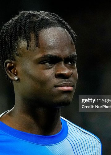 Tyrique George of Chelsea FC warms up before the UEFA Champions League match between SSC Napoli and Chelsea FC at Stadio Diego Armando Maradona Naples Italy on 28 January 2026. (Photo by Franco Romano/NurPhoto via Getty Images)