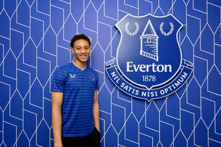 Reuben Gokah signs first pro contract