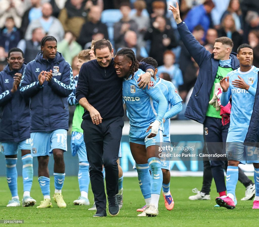 COVENTRY, ENGLAND - OCTOBER 18: Coventry City manager Frank Lampard enjoys a laugh with Brandon Thomas-Asante at the end of the match
 during the Sky Bet Championship match between Coventry City and Blackburn Rovers at The Coventry Building Society Arena on October 18, 2025 in Coventry, England. (Photo by Lee Parker - CameraSport via Getty Images)