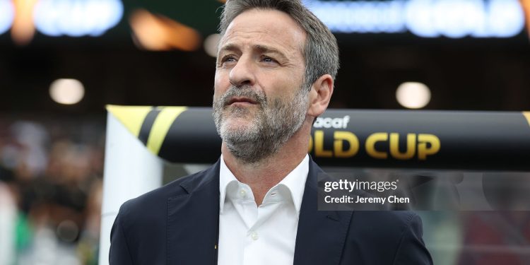 GLENDALE, ARIZONA - JUNE 28: Head coach Thomas Christiansen of Panama looks on prior to the 2025 CONCACAF Gold Cup quarterfinal match against Honduras at State Farm Stadium on June 28, 2025 in Glendale, Arizona. (Photo by Jeremy Chen/Getty Images)