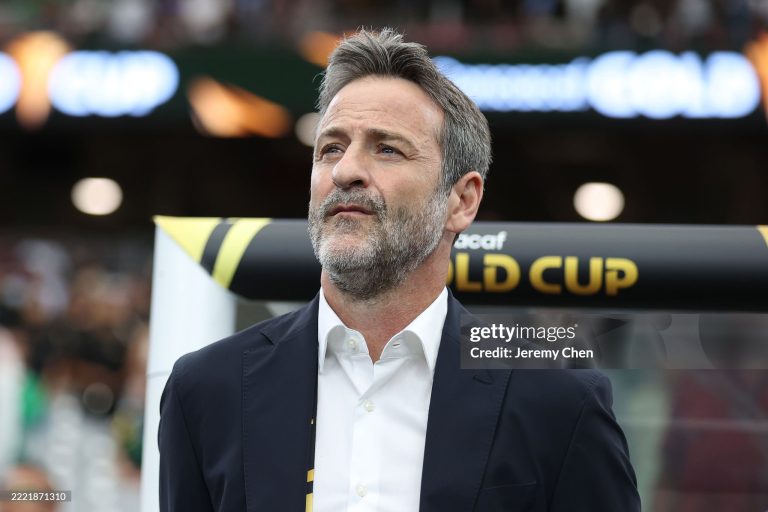 GLENDALE, ARIZONA - JUNE 28: Head coach Thomas Christiansen of Panama looks on prior to the 2025 CONCACAF Gold Cup quarterfinal match against Honduras at State Farm Stadium on June 28, 2025 in Glendale, Arizona. (Photo by Jeremy Chen/Getty Images)
