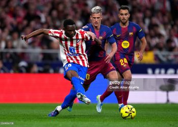 MADRID, SPAIN - APRIL 04: Taufik Seidu of Atletico de Madrid is challenged by Dani Olmo of FC Barcelona during the LaLiga EA Sports match between Atletico de Madrid and FC Barcelona at Riyadh Air Metropolitano on April 04, 2026 in Madrid, Spain. (Photo by Aitor Alcalde/Getty Images)