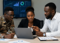 Alt: Analysts reviewing bookmaker financial reports 