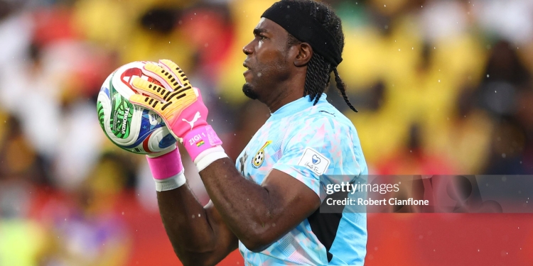 TORONTO, ONTARIO - JUNE 17: Ghana goalkeeper Lawrence Ati Zigi controls the ball during the FIFA World Cup 2026 Group L match between Ghana and Panama at Toronto Stadium on June 17, 2026 in Toronto, Ontario. (Photo by Robert Cianflone/Getty Images)