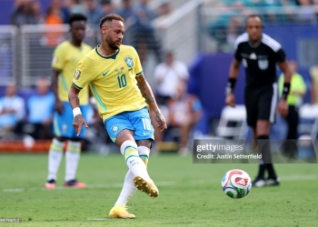 EAST RUTHERFORD, NEW JERSEY - JULY 05: Neymar Jr #10 of Brazil converts a penalty for his team’s first goal during the FIFA World Cup 2026 Round of 16 match between Brazil and Norway at New York New Jersey Stadium on July 05, 2026 in East Rutherford, New Jersey. (Photo by Justin Setterfield/Getty Images)