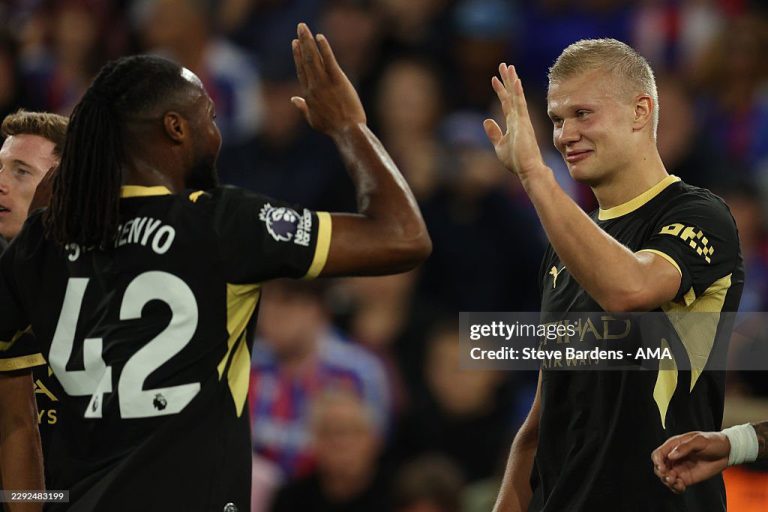 LONDON, ENGLAND - AUGUST 28: Erling Haaland of Manchester City celebrates scoring their first goal with Antoine Semenyo during the Premier League 2026/27 match between Crystal Palace FC and Manchester City at Selhurst Park on August 28, 2026 in London, England. (Photo by Steve Bardens - AMA/Getty Images)