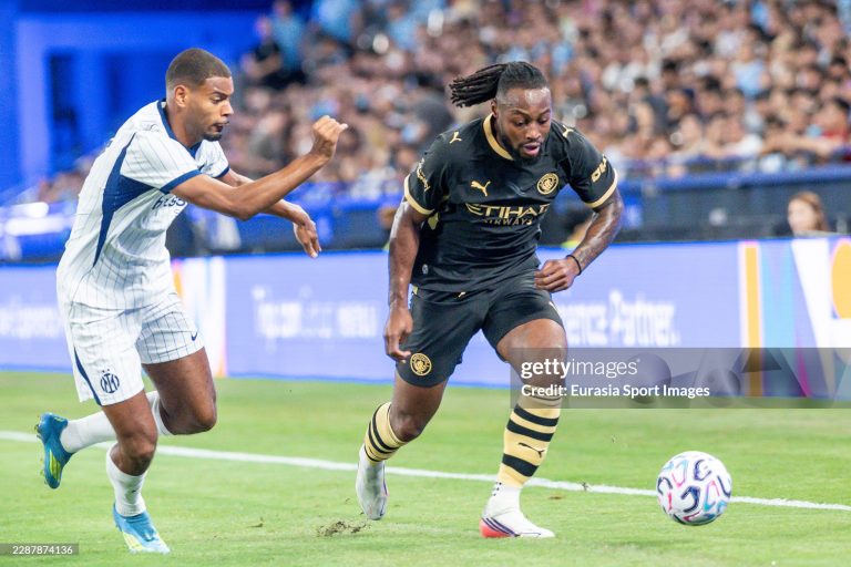 HONG KONG, CHINA - AUGUST 1: Antoine Semenyo of Manchester City (R) and Andy Diouf of Inter Milan (L) compete for the ball during the Manchester City v Inter Milan - Pre-Season Friendly at Kai Tak Stadium on August 1, 2026 in Hong Kong, China. (Photo by Eurasia Sport Images/Getty Images)