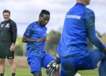 Former Asokwa Deportivo star Eric Boakye joins Bundesliga 2 side FC Magdeburg