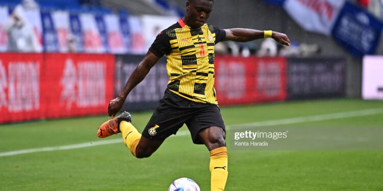 SUITA, JAPAN - JUNE 14: Alidu Seidu of Ghana in action during the international friendly match between Chile and Ghana at Panasonic Stadium Suita on June 14, 2022 in Suita, Osaka, Japan. (Photo by Kenta Harada/Getty Images)