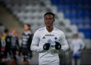 Ghanaian teenager Stephen Bolma joins IFK Norrköping