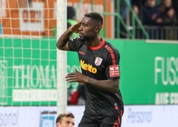 Ghanaian forward Prince Osei Owusu on target for Jahn Regensburg against Greuther Fürth