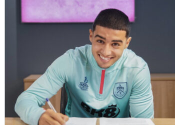 Moroccan youngster Anas Zaroury signs New five-year deal with Burnley FC