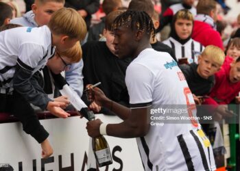 Ghanaian midfielder Ewan Otoo HAPPY to be named Dunfermline Athletic Player-Of-The-Month