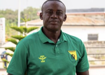 Bibiani Gold Stars coach Michael Osei congratulates players after Kotoko win