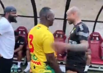 Akrobeto visits Black Stars training ahead of Central African Republic match