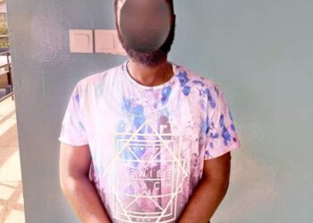 Just In: Police arrest Bofoakwa fan who attacked Nsoatreman coach Maxwell Konadu