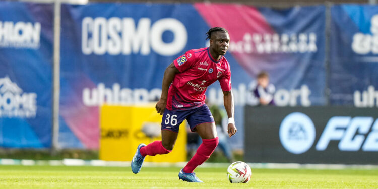 Alidu SEIDU of Clermont during the Ligue 1 Uber Eats match between Clermont Foot 63 and Football Club de Lorient at Stade Gabriel Montpied on November 12, 2023 in Clermont-Ferrand, France. (Photo by Hugo Pfeiffer/Icon Sport)