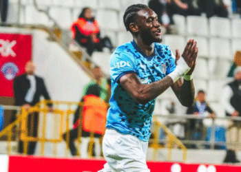 Jerome Opoku fires Istanbul Basaksehir into Europe with late winner