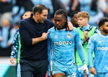 Frank Lampard anxious as star forward Thomas-Asante suffers hamstring blow
